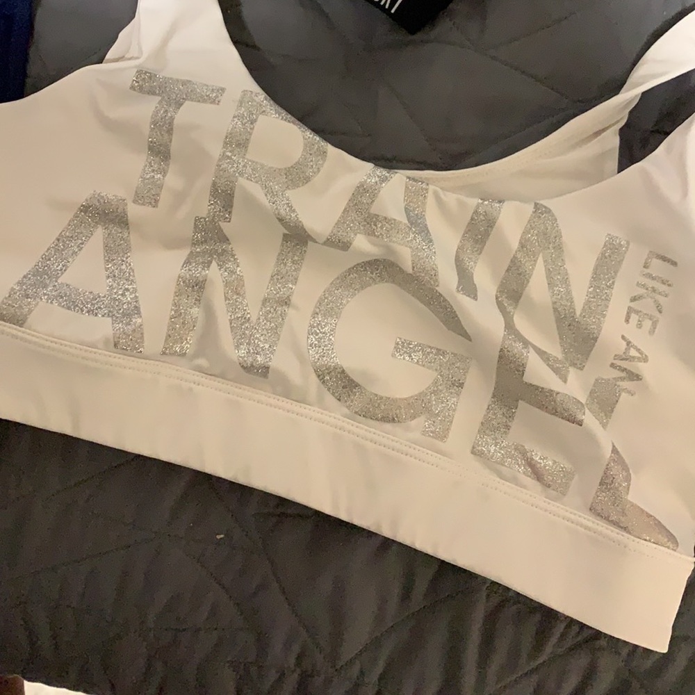 Sparkly Victoria secret sports bra bundle
